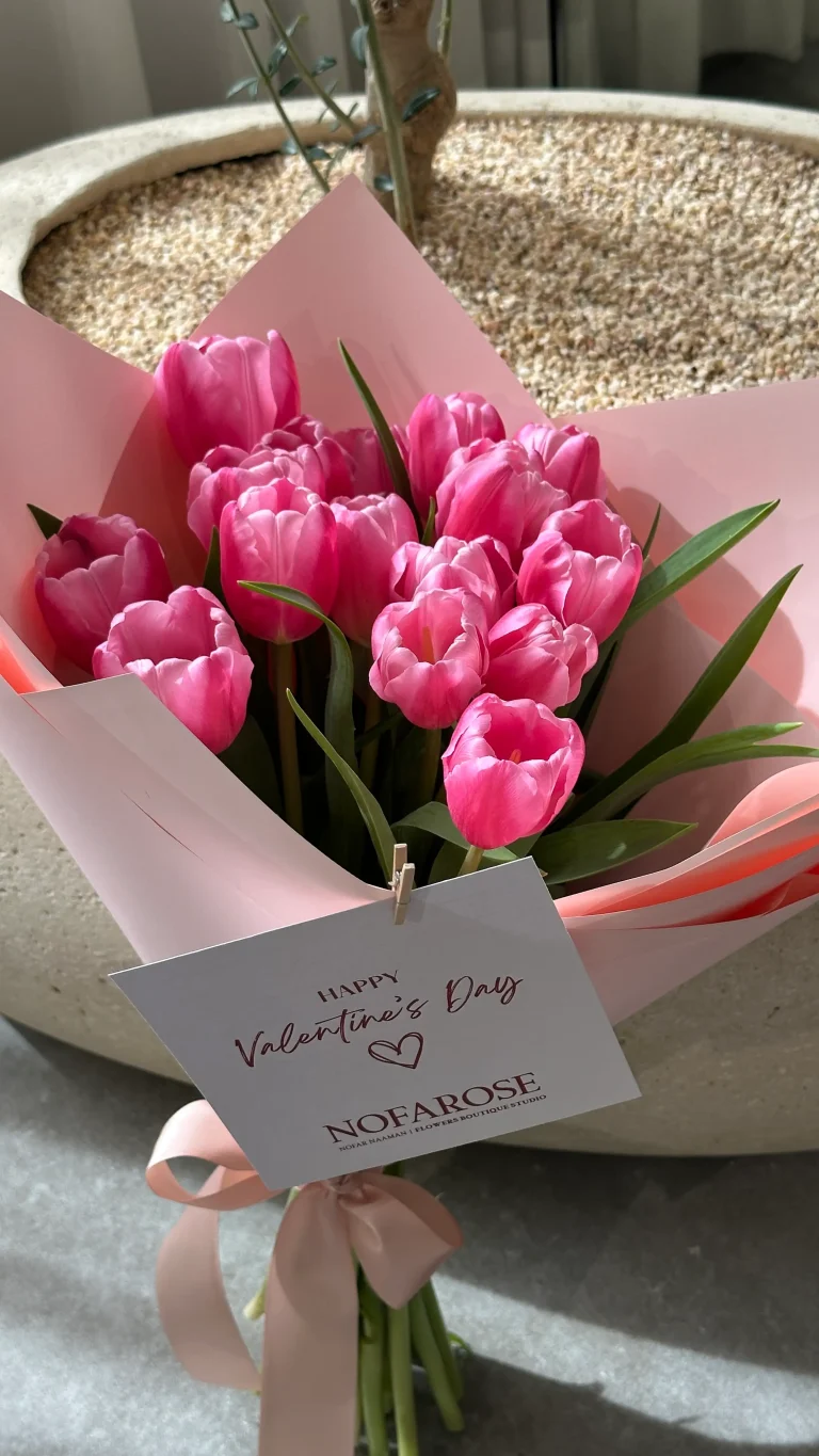 זר פרחי טוליפ ורודים נופר רוז משלוחי פרחים באר שבע והסביבה